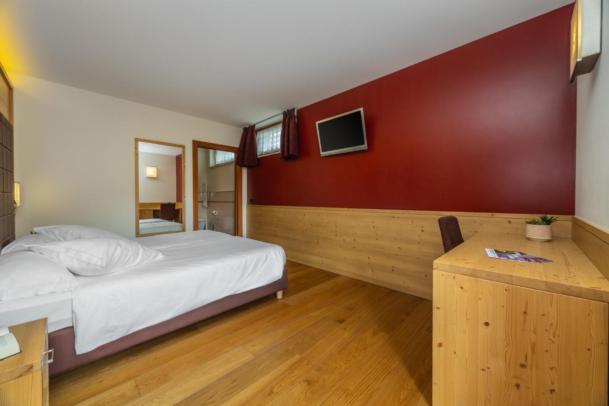 Viridis Hotel Revò Kamer foto