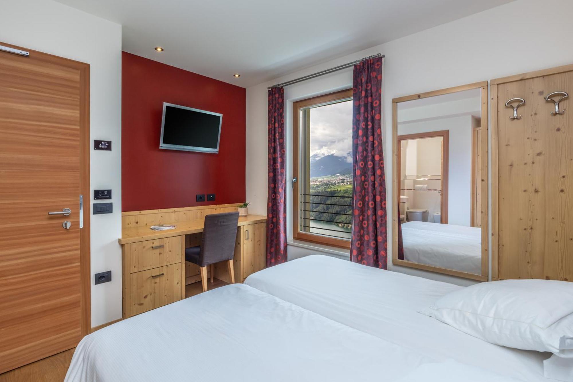 Viridis Hotel Revò Kamer foto