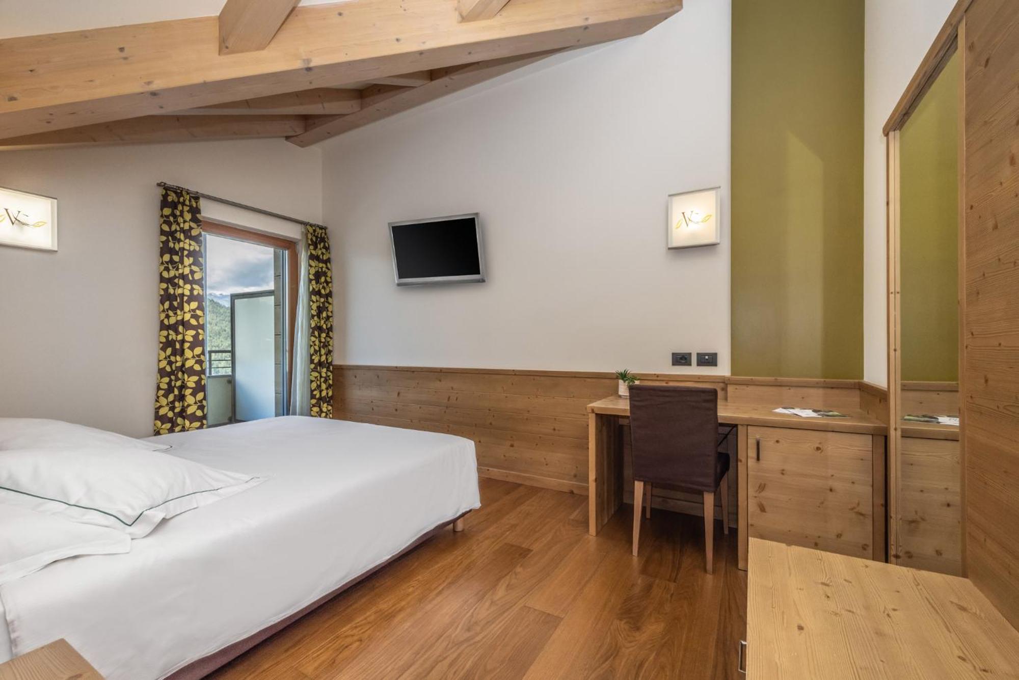 Viridis Hotel Revò Kamer foto